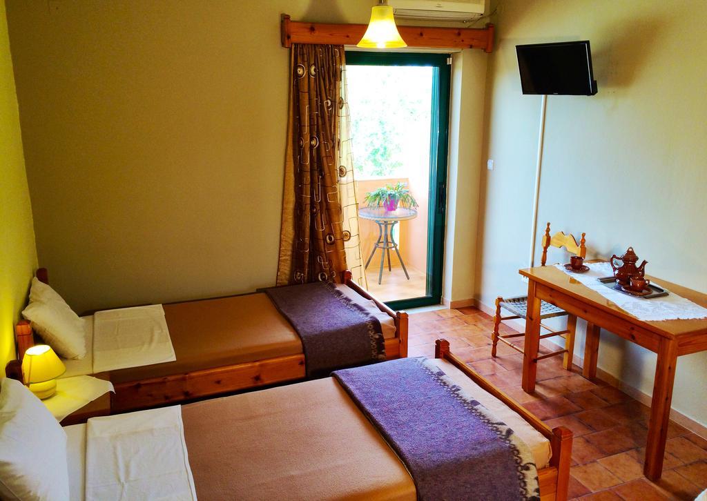 Chrissas Apartments Réthimno Kültér fotó